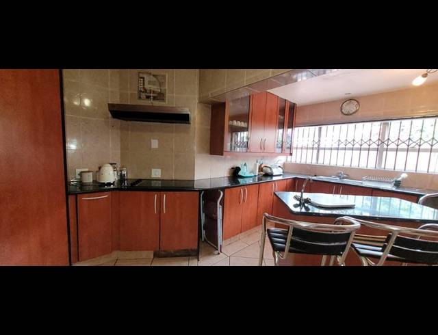 3 BEDROOM HOUSE FOR SALE IN GLENVISTA